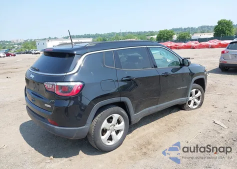 2018 Jeep Compass Latitude 4X4 из США, поврежденный, VIN 3C4NJDBB1JT191490